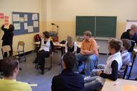 In einem Gesprächskreiskreis wurde die Frage erörtert. C5b8d68e3441772b30096ed6220cfd744493c55e