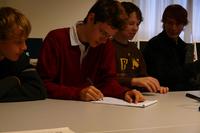 Es wurde ein Video über Happy Slapping erstellt. 331b0e01505e59948492073d97cae5c2b80bfa6e